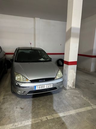 Coche gris 5 puertas