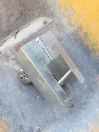 Candado para enganche de remolque