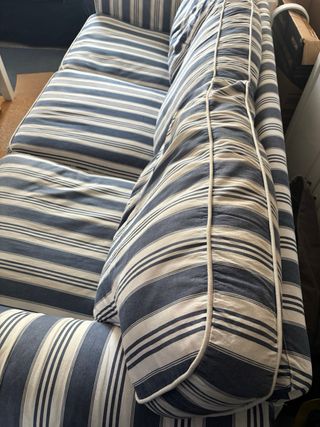 Dos sofas Ikea Rayas Azul y Blanco