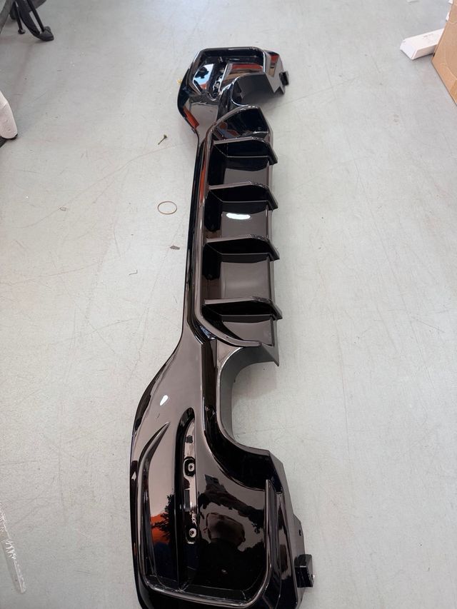 Difusor Parachoques Trasero BMW Serie 1