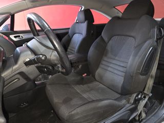 Peugeot 407 2.2 Coupe