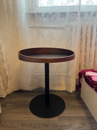 Tavolino Kave Home legno e metallo