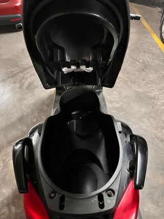 Yamaha Xmax 125 Negra