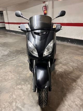 Yamaha Xmax 125 Negra
