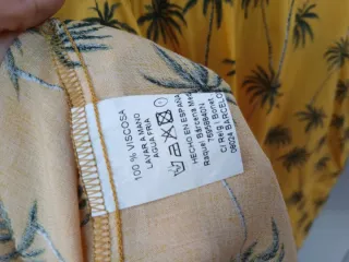 Blusa Behulah amarilla palmeras talla S