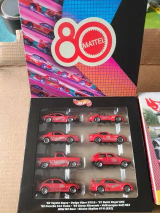 Hot Wheels pack 80 Aniversario y Kool Kombi