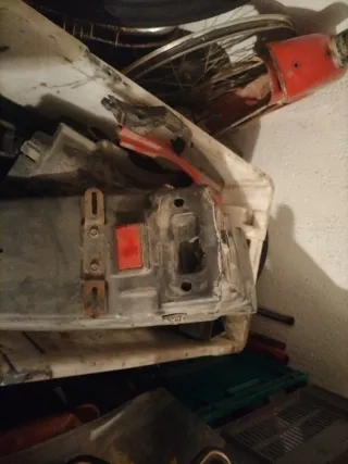 Restos Kawasaki GPZ 400