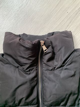 Abrigo acolchado Pull&Bear negro