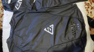 Equipación enduro Answer