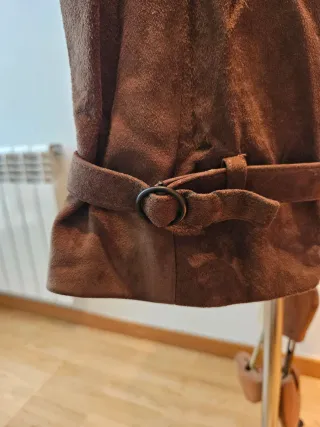 Chaqueta de ante marrón