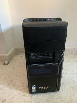 Ordenador Acer Negro y pantalla samsung