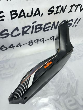 Plástico lateral KTM Duke 390 derecho