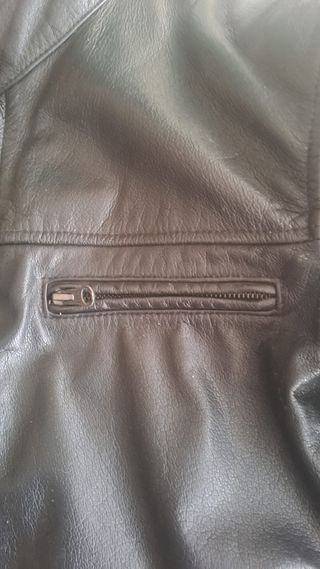 Chaqueta de piel para moto casi nueva
