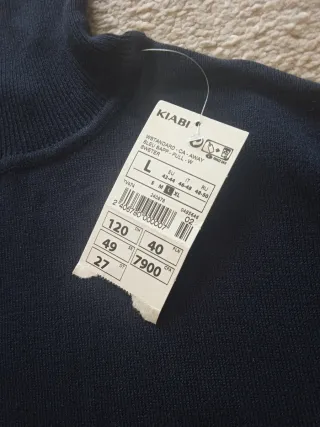 Jersey cuello alto azul marino. Sin estrenar