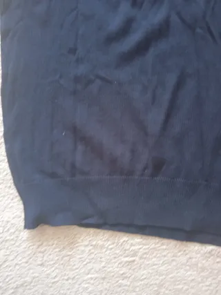 Jersey cuello alto azul marino. Sin estrenar