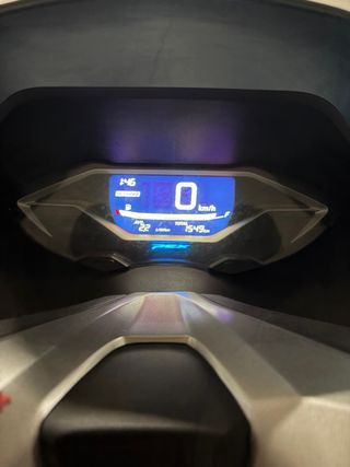 Honda PCX 125 2025 Blanca 1.600 km