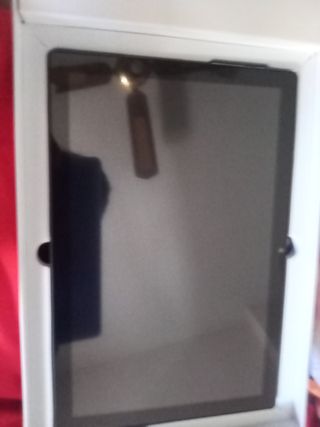 Tablet nueva a estrenar. 10 pulgadas. Android 13.