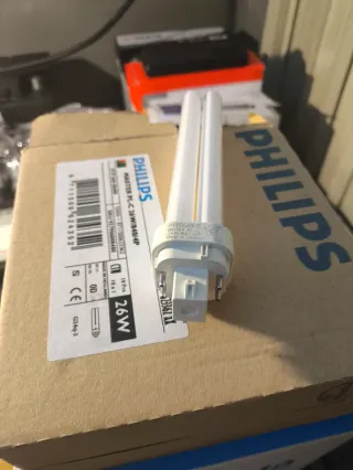 Bombillas Philips Máster (PL-C 26W/840/4P)