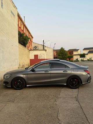 Mercedes-Benz Cla 45 Amg 2016