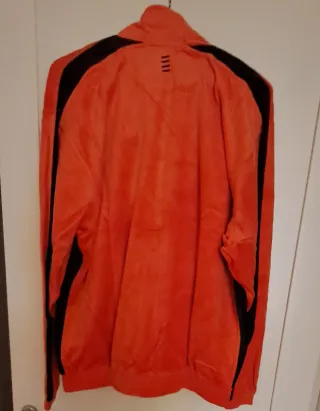 Tuta Ferrari ciniglia rossa e nera