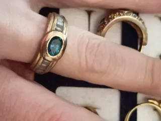 10 Anillos Vintage Dorados con Piedras Azules *"