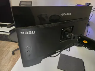 Monitor da gioco Gigabyte M32U 4K 144Hz 32" IPS