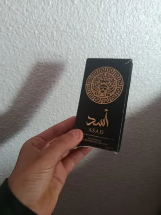 Perfume ASAD Dubai Collection 50ml le quedan 25ml