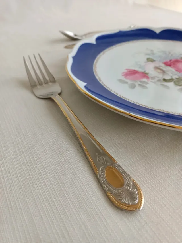 Cubertería SBS Solingen Acero Oro