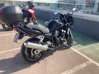 Yamaha Fazer 600 Negra