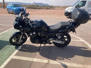Yamaha Fazer 600 Negra
