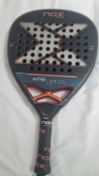 Pala Padel NOX AT10 Genius 18K