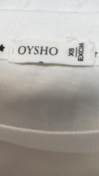 Camisón Oysho blanco estampado fantasma
