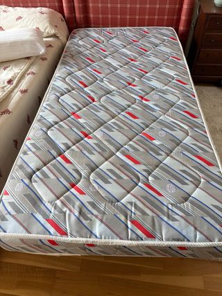 2 Camas individuales 90cm*190 cm