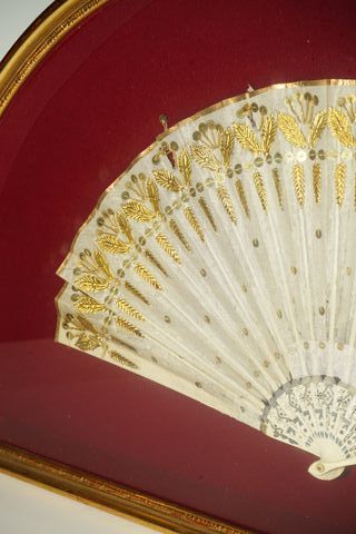 Ventaglio decorativo incorniciato