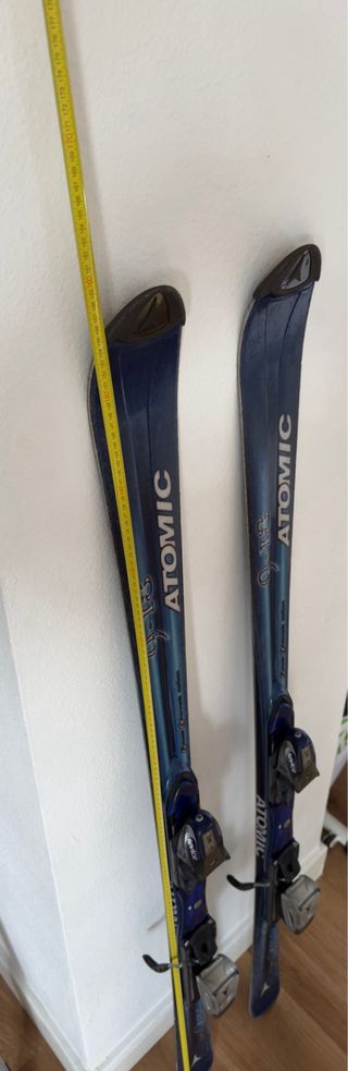 Conjunto de esquíes para nieve