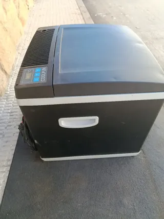 Nevera Dometic 220v y 12v