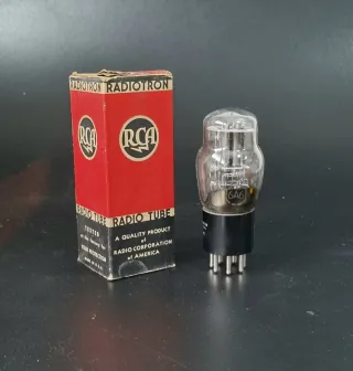 Radio Antigua valvula 6A6