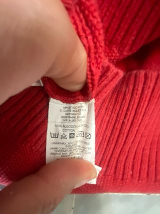 Chaleco de punto rojo con cremallera