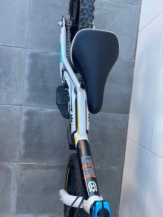 Bici eléctrica 16 Stacy Husqvarna 1.16