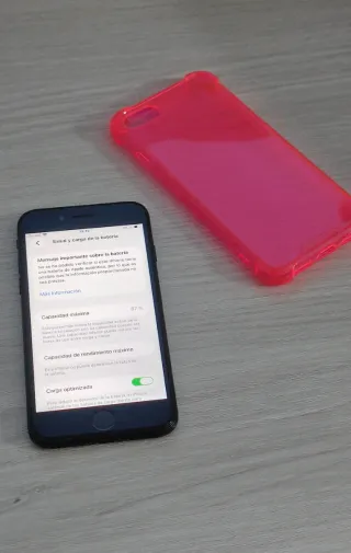 iPhone SE (2ª Gen) 128GB Nero