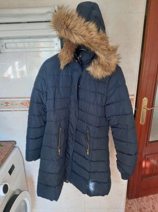 Plumas con Capucha Azul Marrón