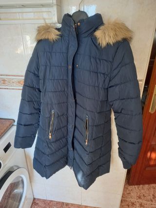 Plumas con Capucha Azul Marrón