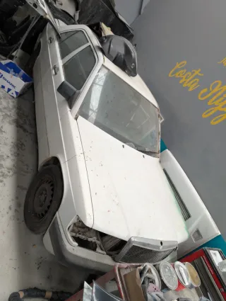 Mercedes-Benz 190 1993