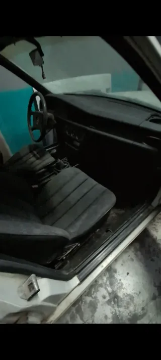 Mercedes-Benz 190 1993