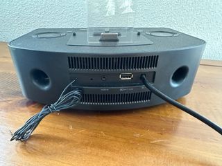 Radio Despertador Philips Doble Dock iPhone/iPad