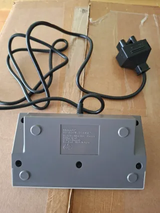 Nintendo NES Four Score Adaptador 4 Mandos.