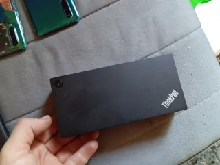 4 cellulari Huawei P30 + Dock Lenovo