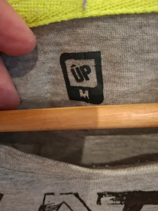 Camiseta skater hombre gris