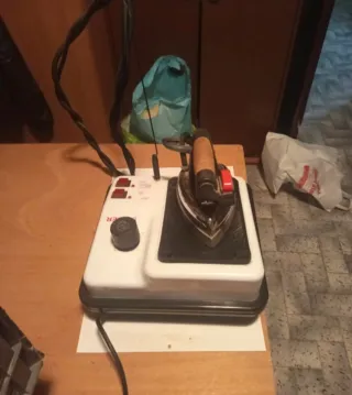 Ferro da stiro professionale Singer