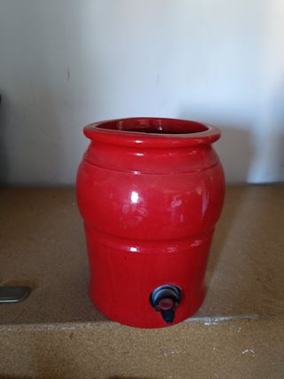 Dispensador de vino rojo